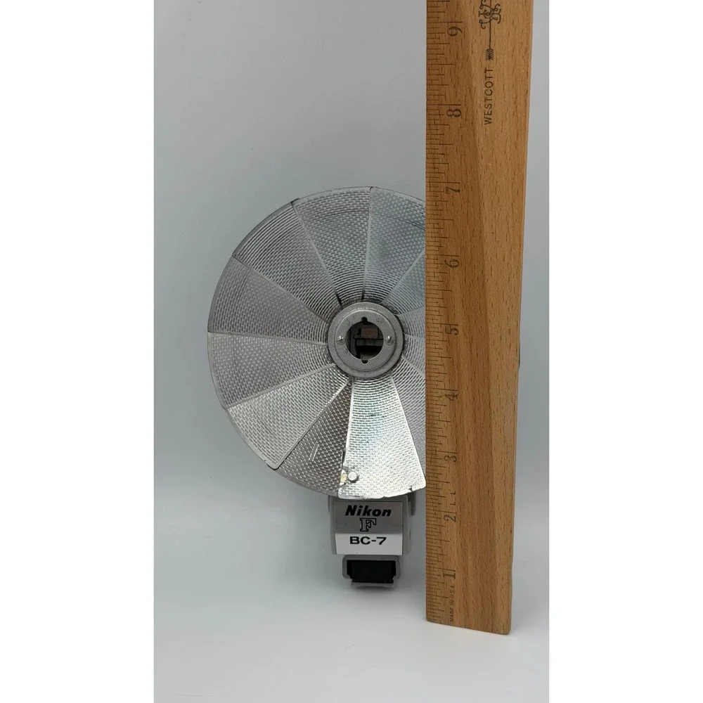 Nikon BC-7 Flash Unit for Nikon F Camera Vintage‎ Fan Reflector